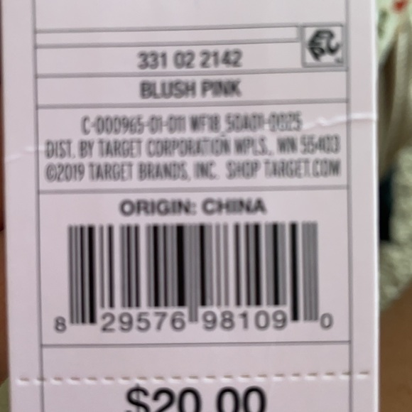 Brand new wild fable top - Picture 3 of 3